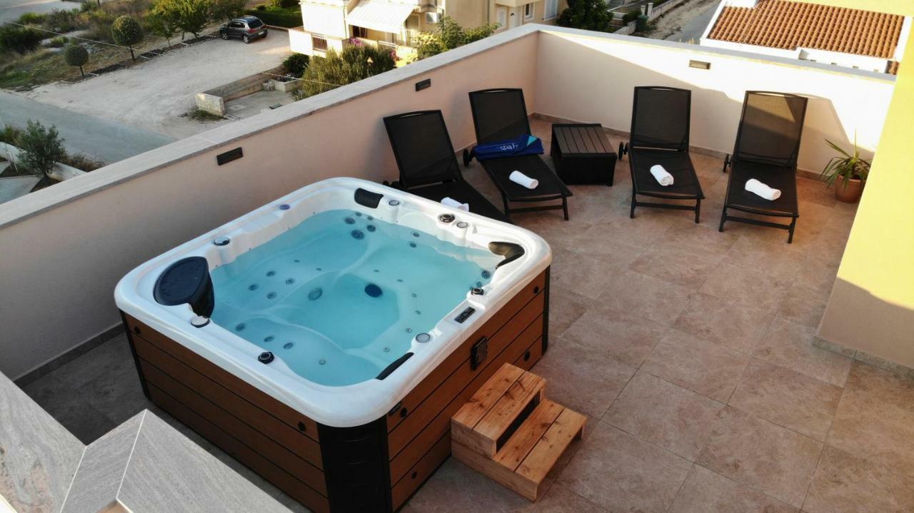 Luana With Private Jacuzzi Apartmán Zadar