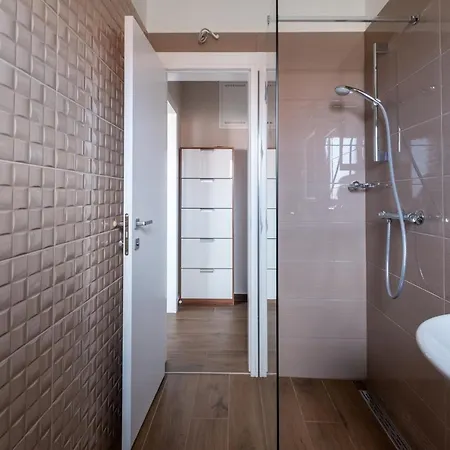 Apartments Luana With Private Jacuzzi Zadar Exterior photo