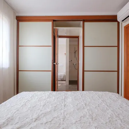 Apartments Luana With Private Jacuzzi Zadar Exterior photo