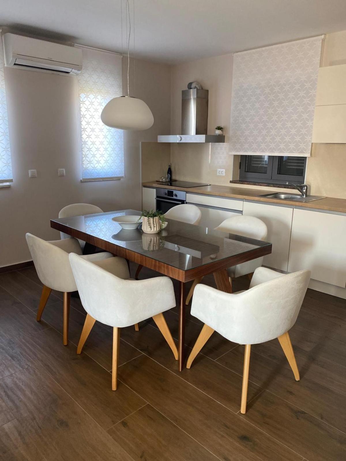 Apartment Luana With Private Jacuzzi