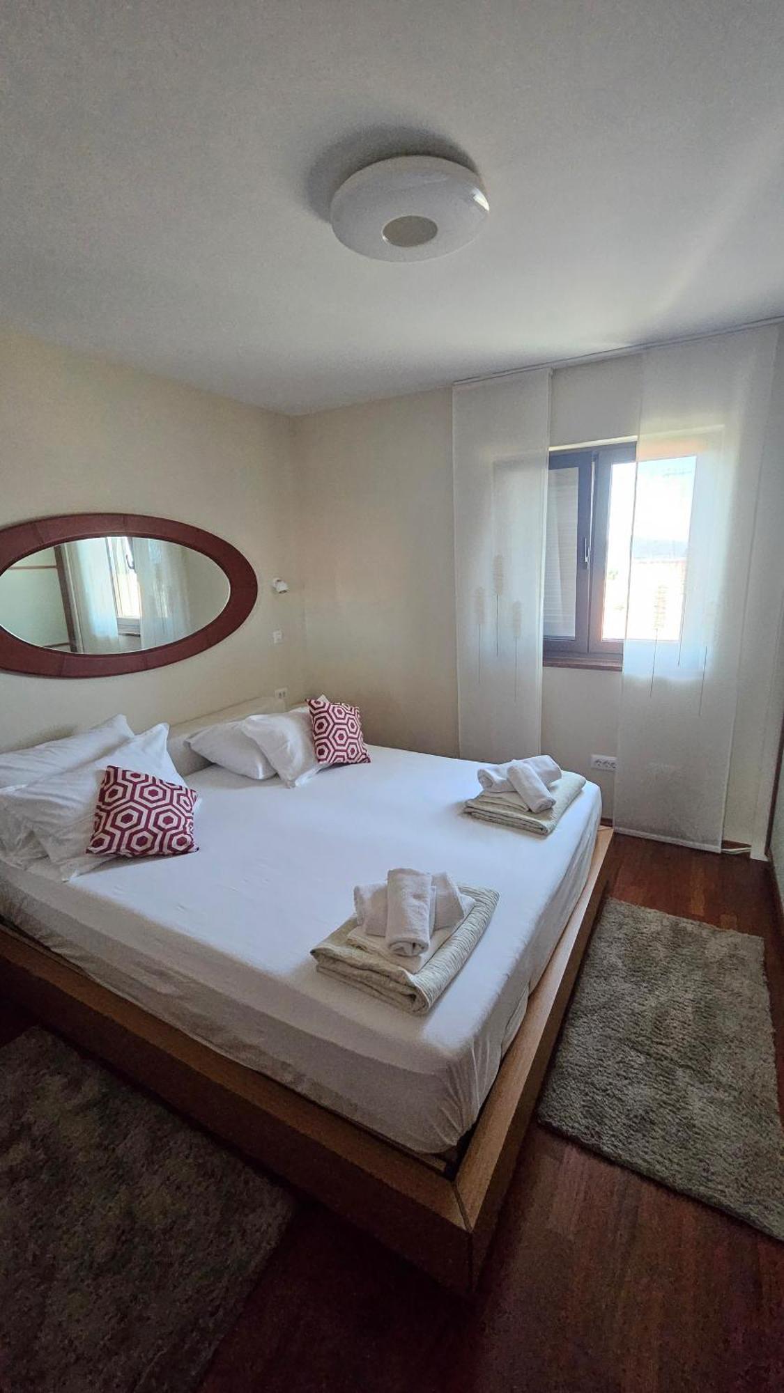 Apartment Luana With Private Jacuzzi Zadar